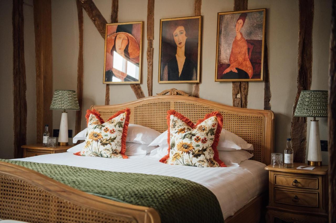The At Redcoats Country house *